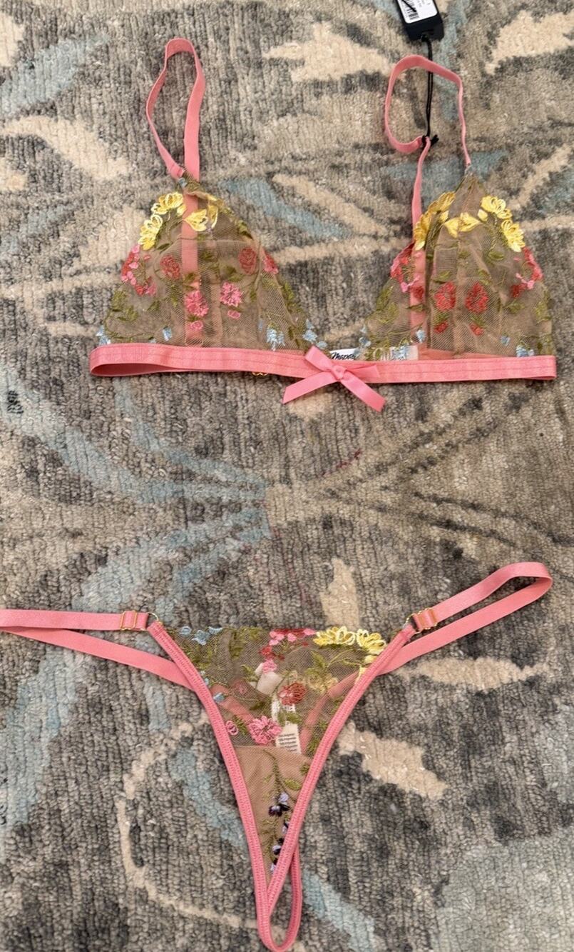Mapale Pink Garden Two Piece Lingerie Set Embroidered Sz S NWT
